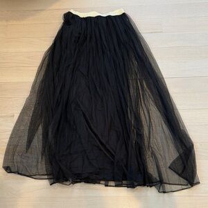 LC Lauren Conrad Black and Gold Maxi Skirt